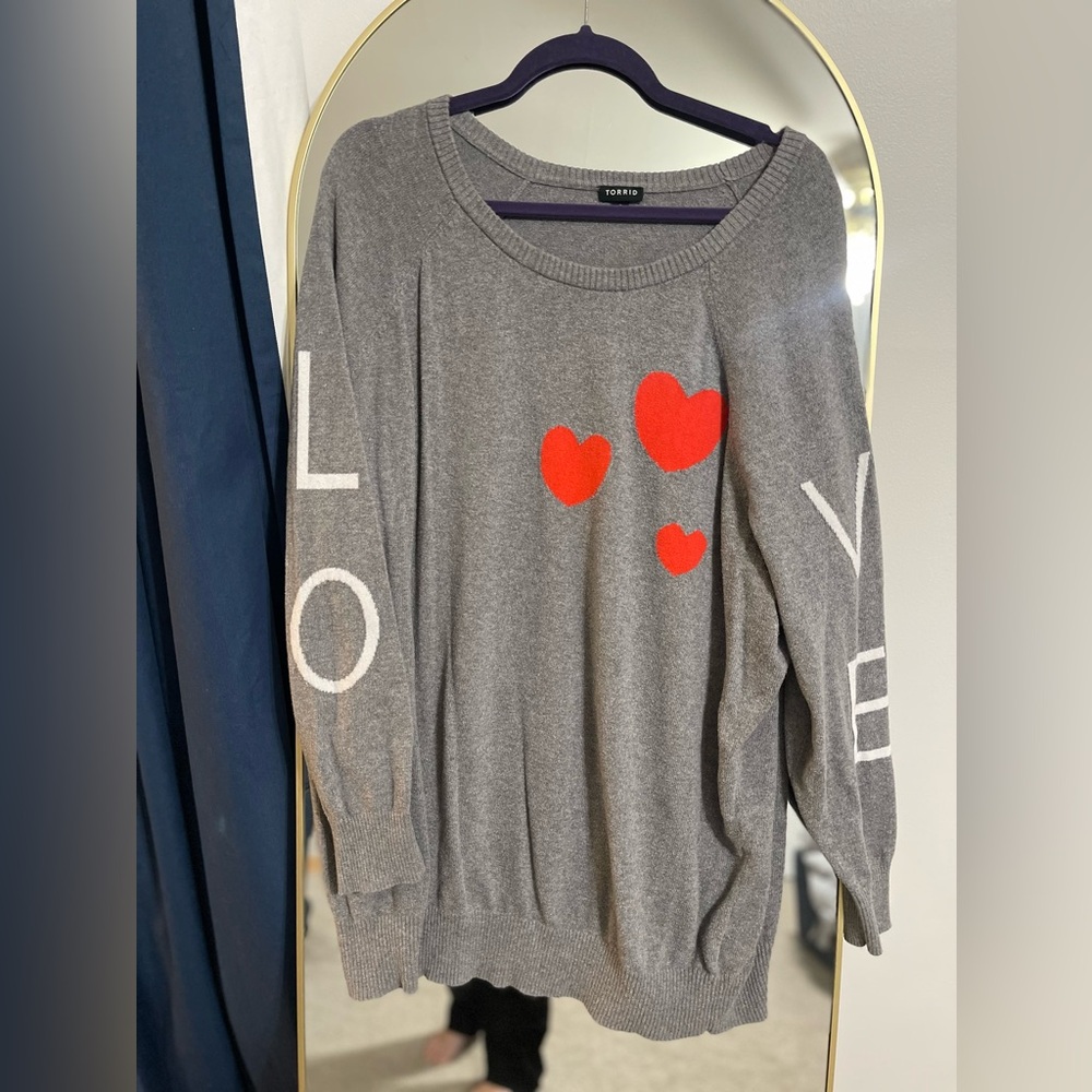 Torrid valentines sweater size 3
